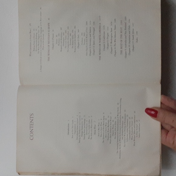 🍇Parker's Wine Buyer's Guide 6th Edition🍷 - Picture 8 of 9